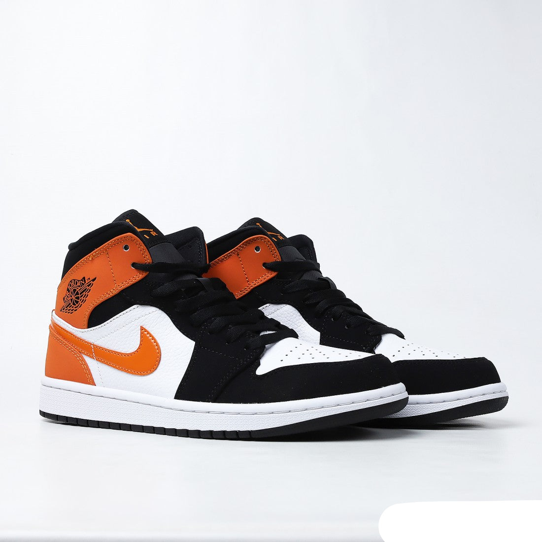AIR JORDAN 1 - BB BACK