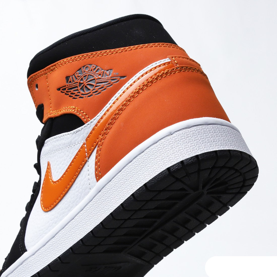 AIR JORDAN 1 - BB BACK