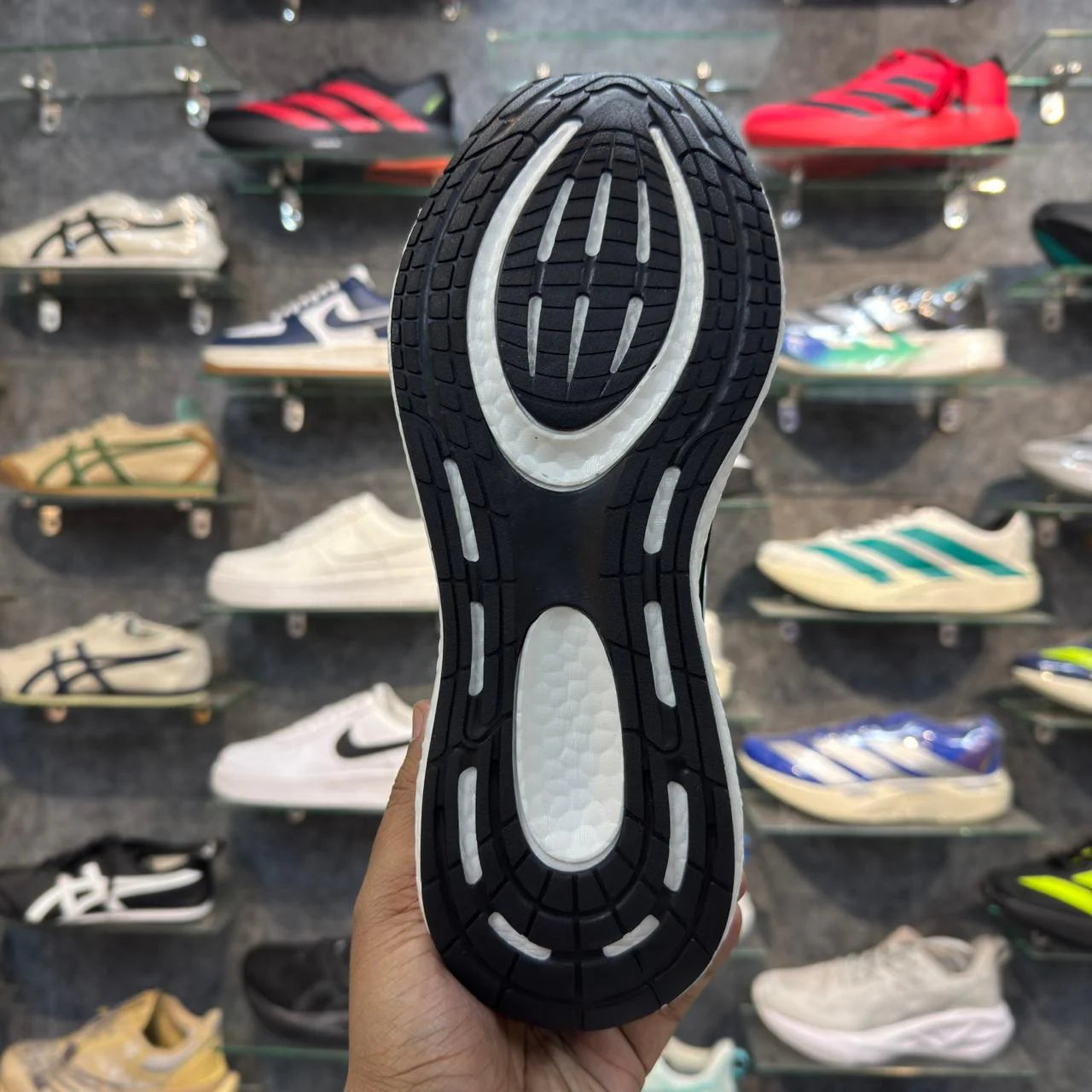 Ad PureBoost 22 Black / Solar Yellow