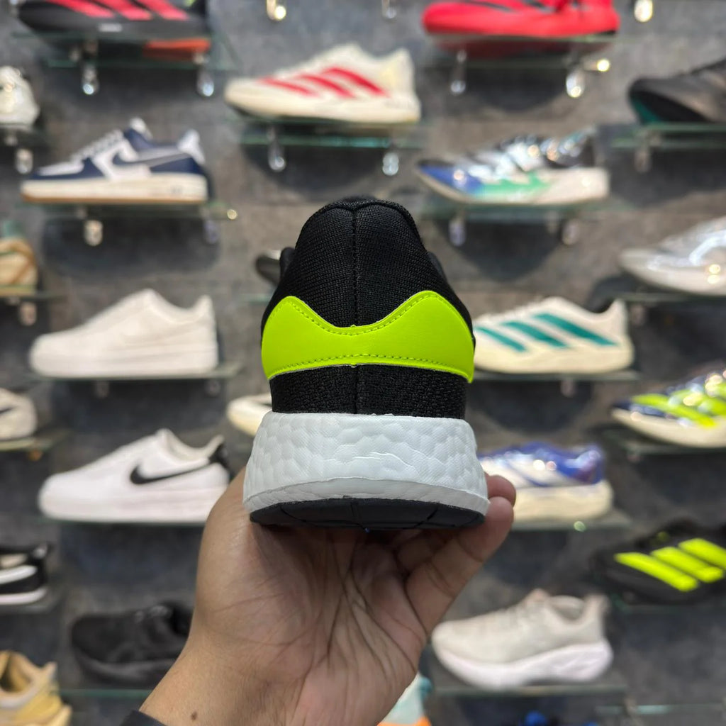 Ad PureBoost 22 Black / Solar Yellow